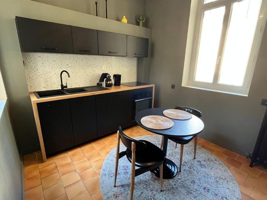 Appartement Au Coeur De Caen Eksteriør bilde